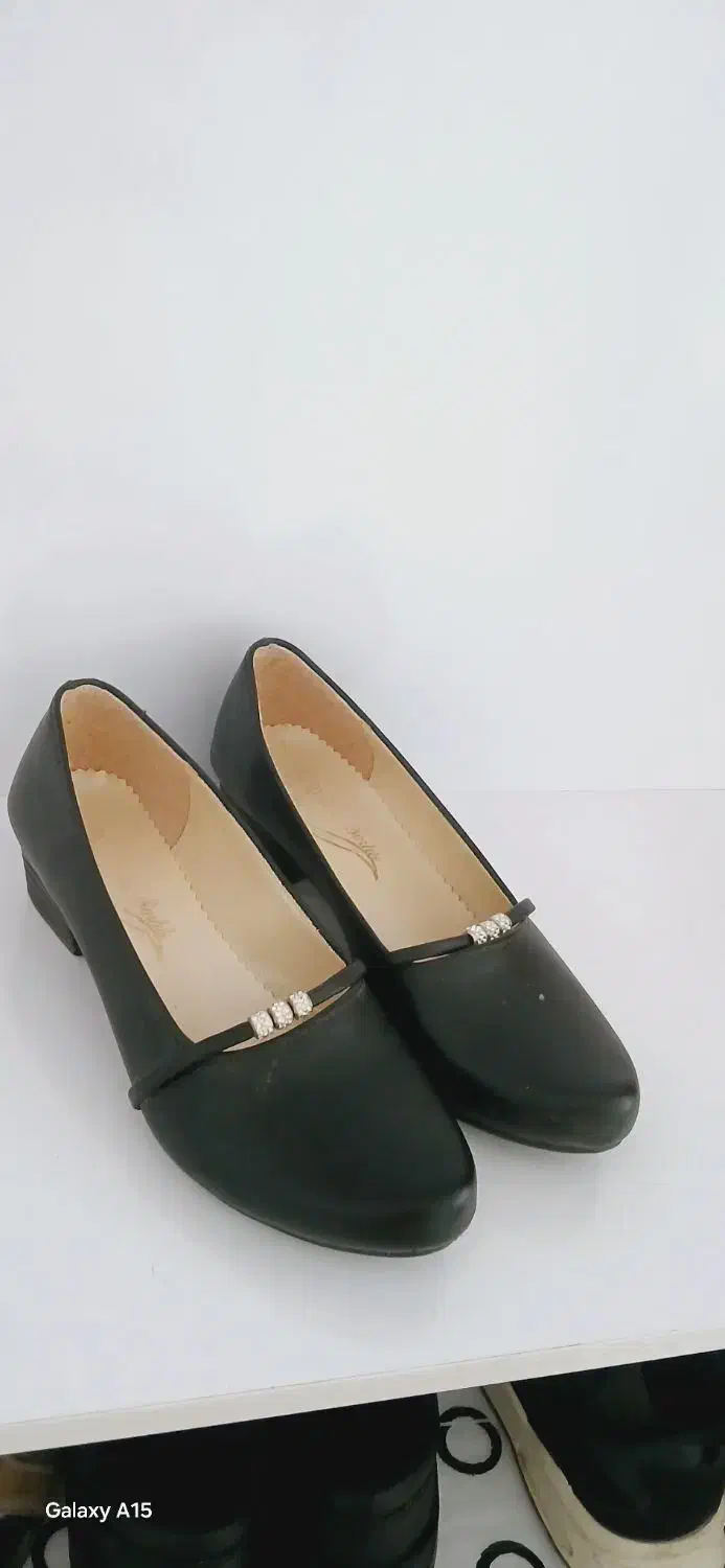 کیفوکفش|کیف، کفش، کمربند|گلبهار, شهر جدید گلبهار|دیوار