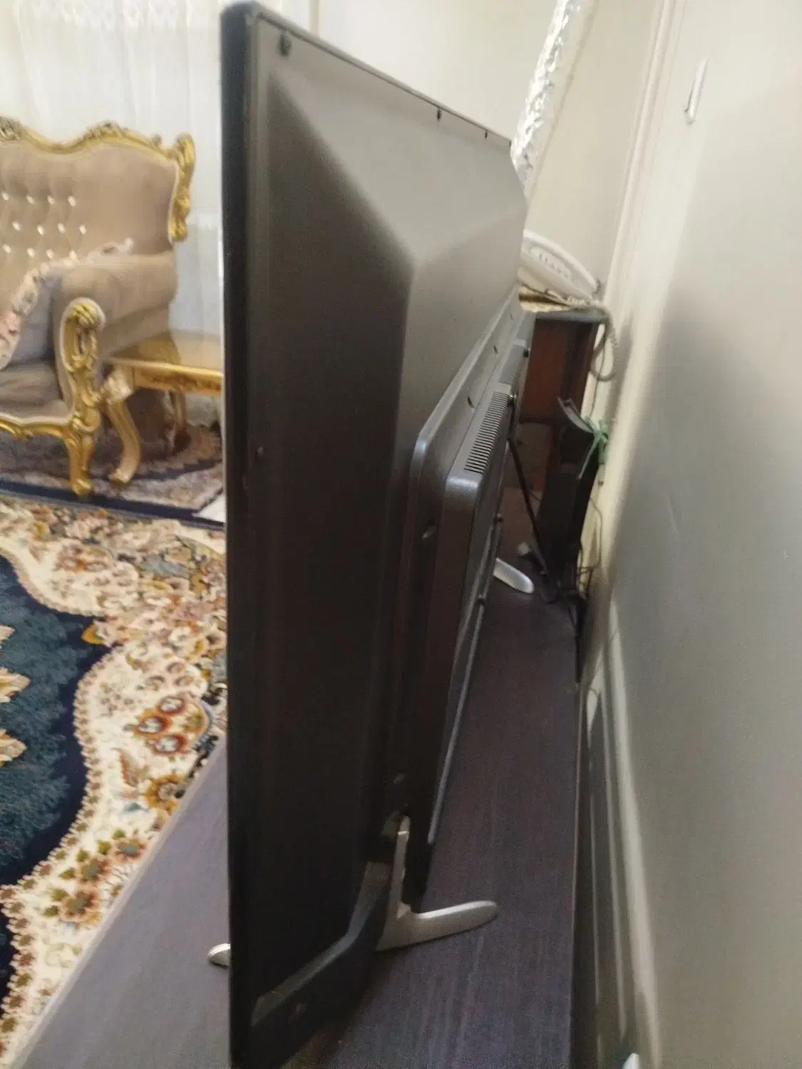 تلویزیون سالم و تمیز|تلویزیون و پروژکتور|اراک, |دیوار