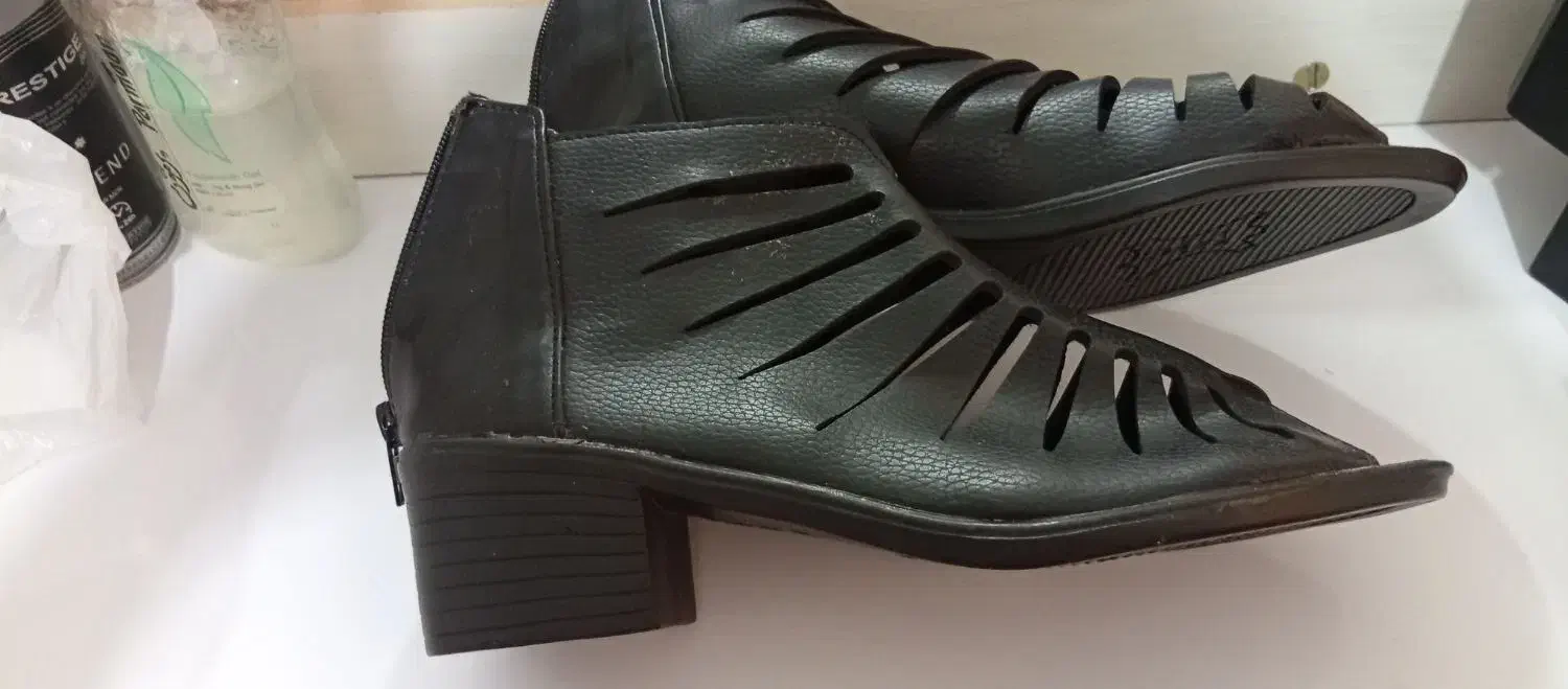 کفش|کیف، کفش، کمربند|خرم‌آباد, |دیوار