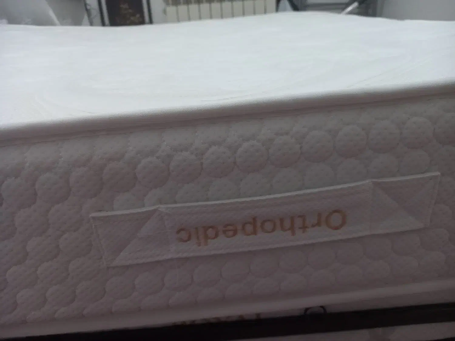 تشک|تشک تختخواب|شاهین‌شهر, ۹ دی|دیوار