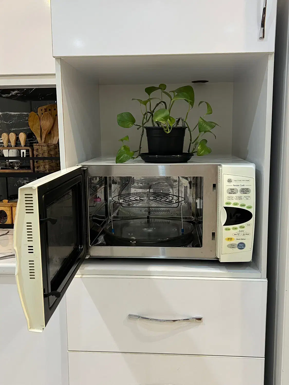 مایکروفر ۳۲ لیتری الجی کره فول آپشن در حد نو (LG)|اجاق گاز و لوازم برقی پخت‌وپز|تهران, افسریه جنوبی|دیوار