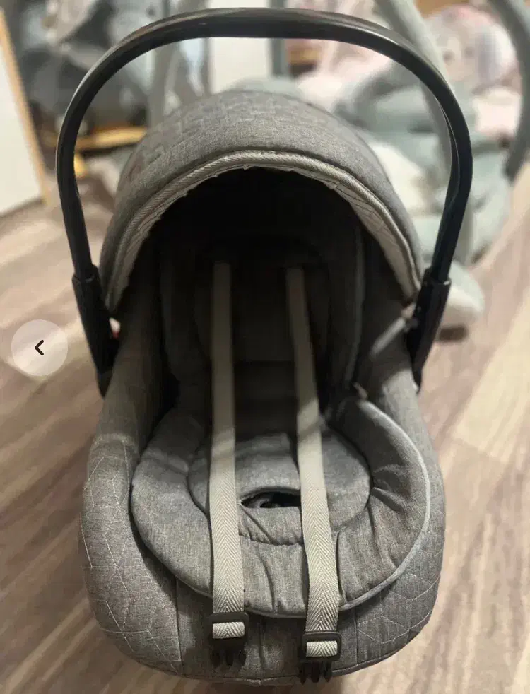 کریر|کالسکه و لوازم جانبی|میانه, |دیوار