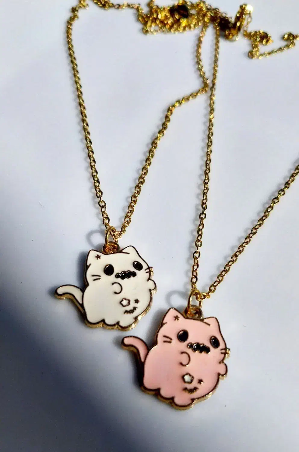 گردنبند|بدلیجات|کلاله, |دیوار