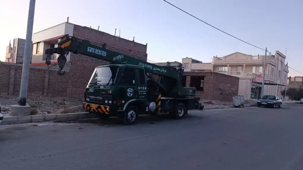 انواع جرثقیل تناژ بالا و پایین و یدکش|خدمات حمل و نقل|نهبندان, |دیوار