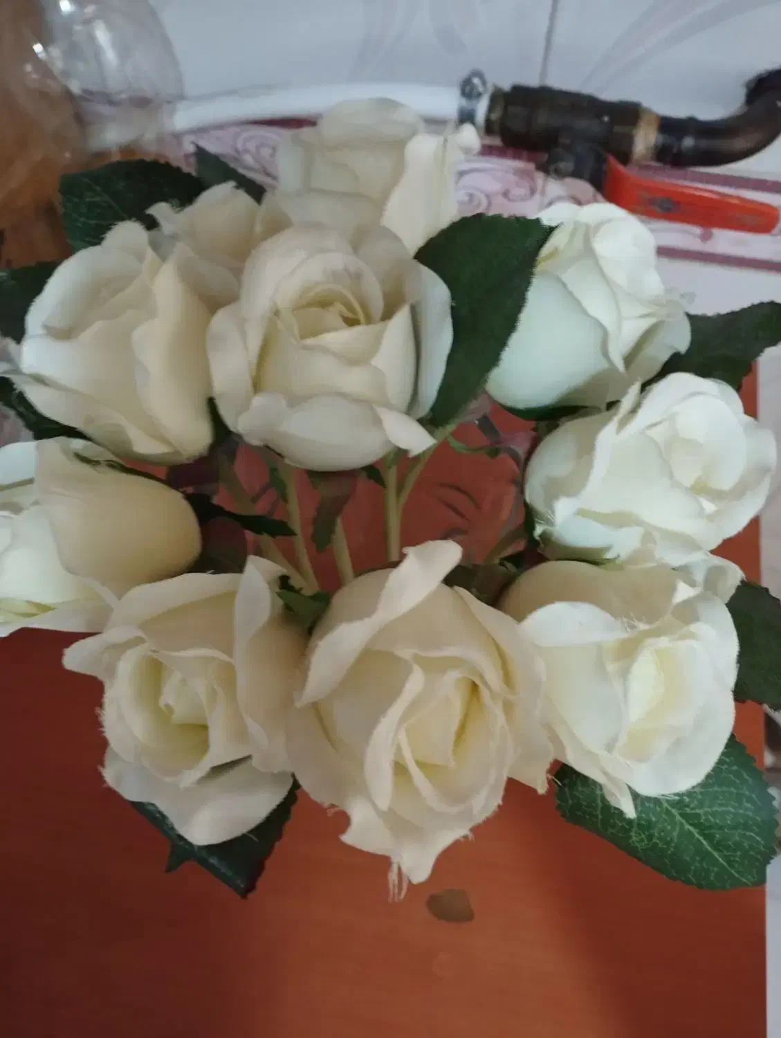 ده شاخه گل با گلدان بدون ایراد با قیمت پایین|گل مصنوعی|ارومیه, |دیوار