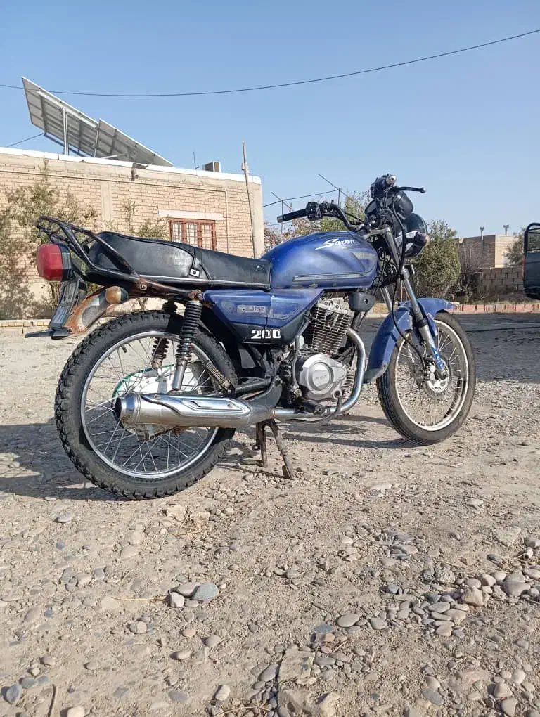 ساوین ۲۰۰ مدل۹۲مدارک کامل|موتورسیکلت|گنبد کاووس, |دیوار