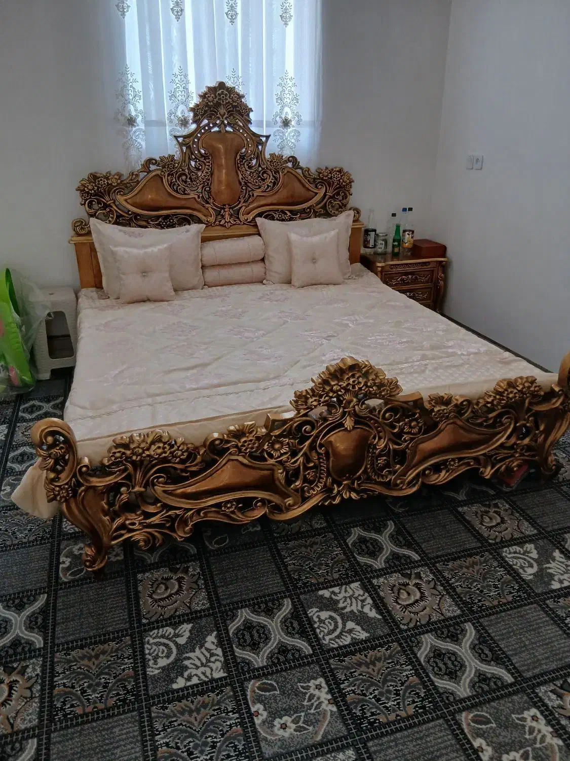 سرویس خواب نو اصلا استفاده نشده|تخت و سرویس خواب|زرند, |دیوار