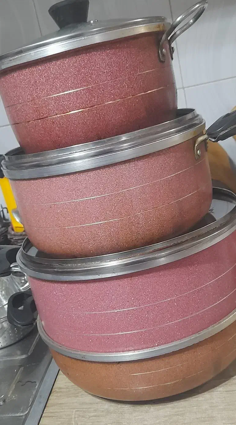 سرویس قابلمه تفلون با پایه|ظروف پختوپز|بیرجند, |دیوار