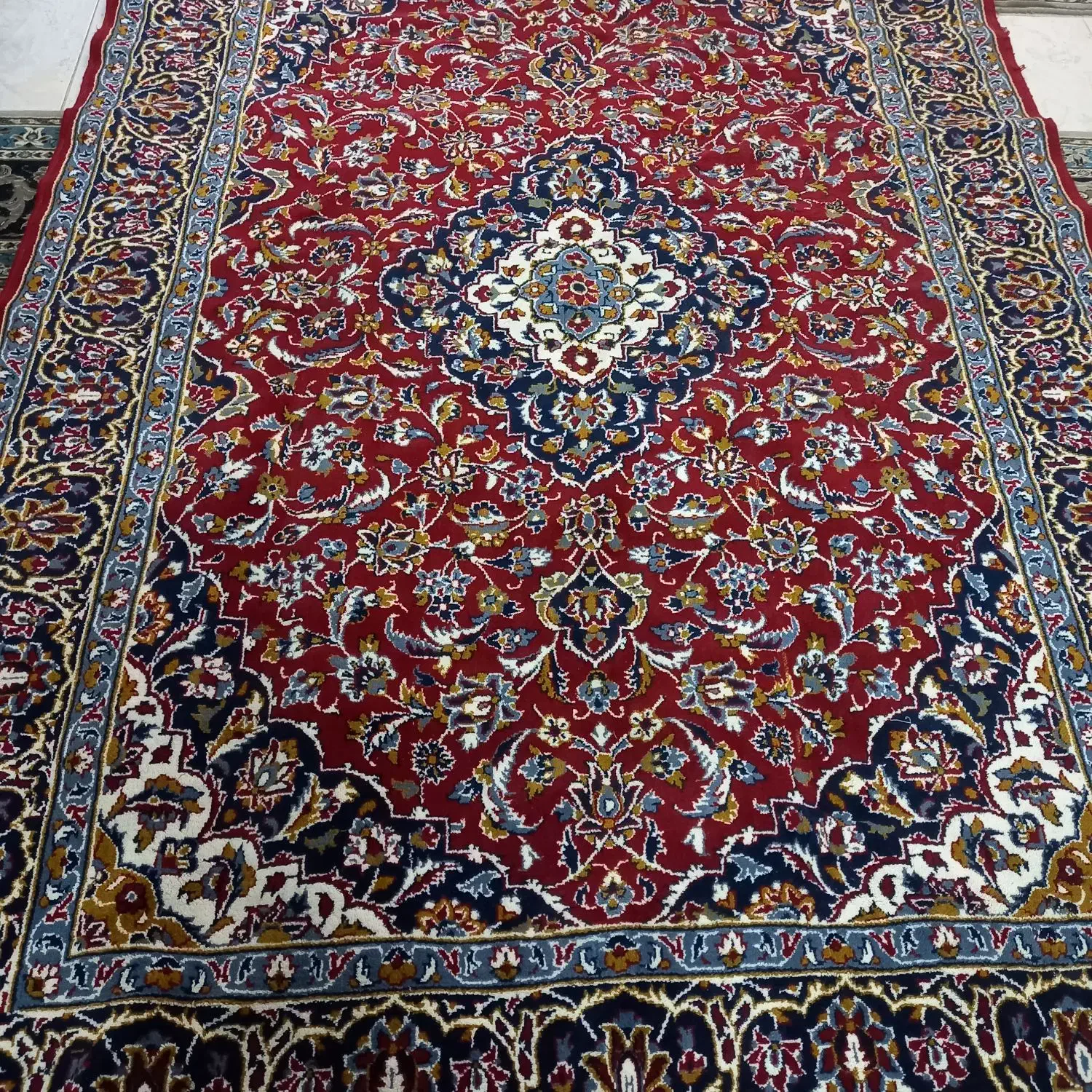 سه عدد فرش لاکی|فرش|گنبد کاووس, |دیوار