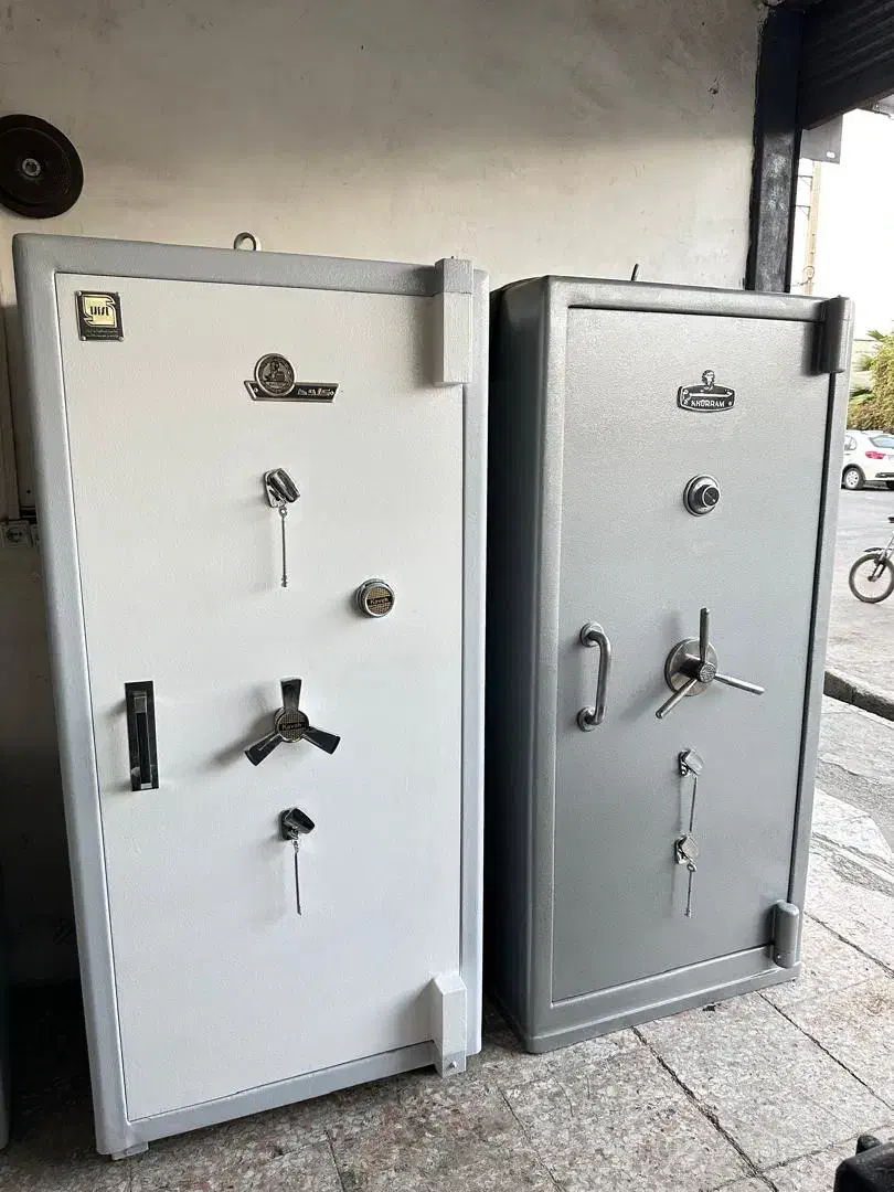 گاو صندوق 1100kg گاوصندوق اروجینال|ابزارآلات|تهران, استاد معین|دیوار