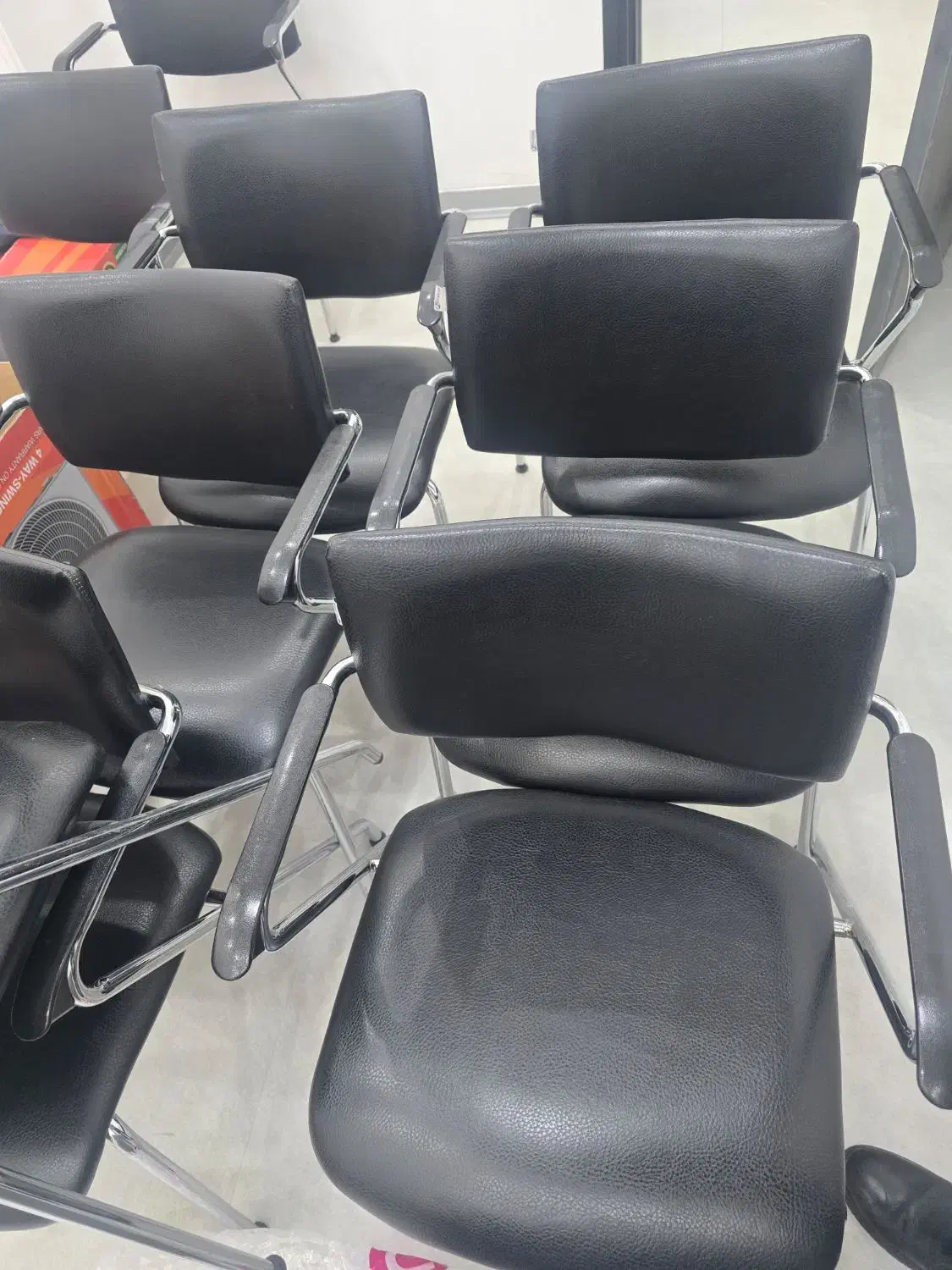 صندلی انتظار|دفتر کار|بابل, |دیوار