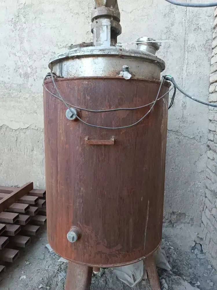 رآکتور ۳۰۰ لیتری استیل دو جداره|ماشینآلات صنعتی|تهران, شهرک علم و فناوری|دیوار