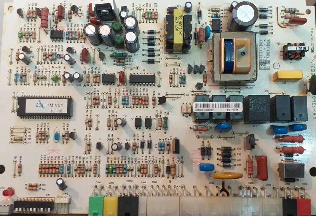 تعمیرات تخصصی انواع برد پکیج و پکیج تضمینی|خدمات پیشه و مهارت|کرمان, |دیوار