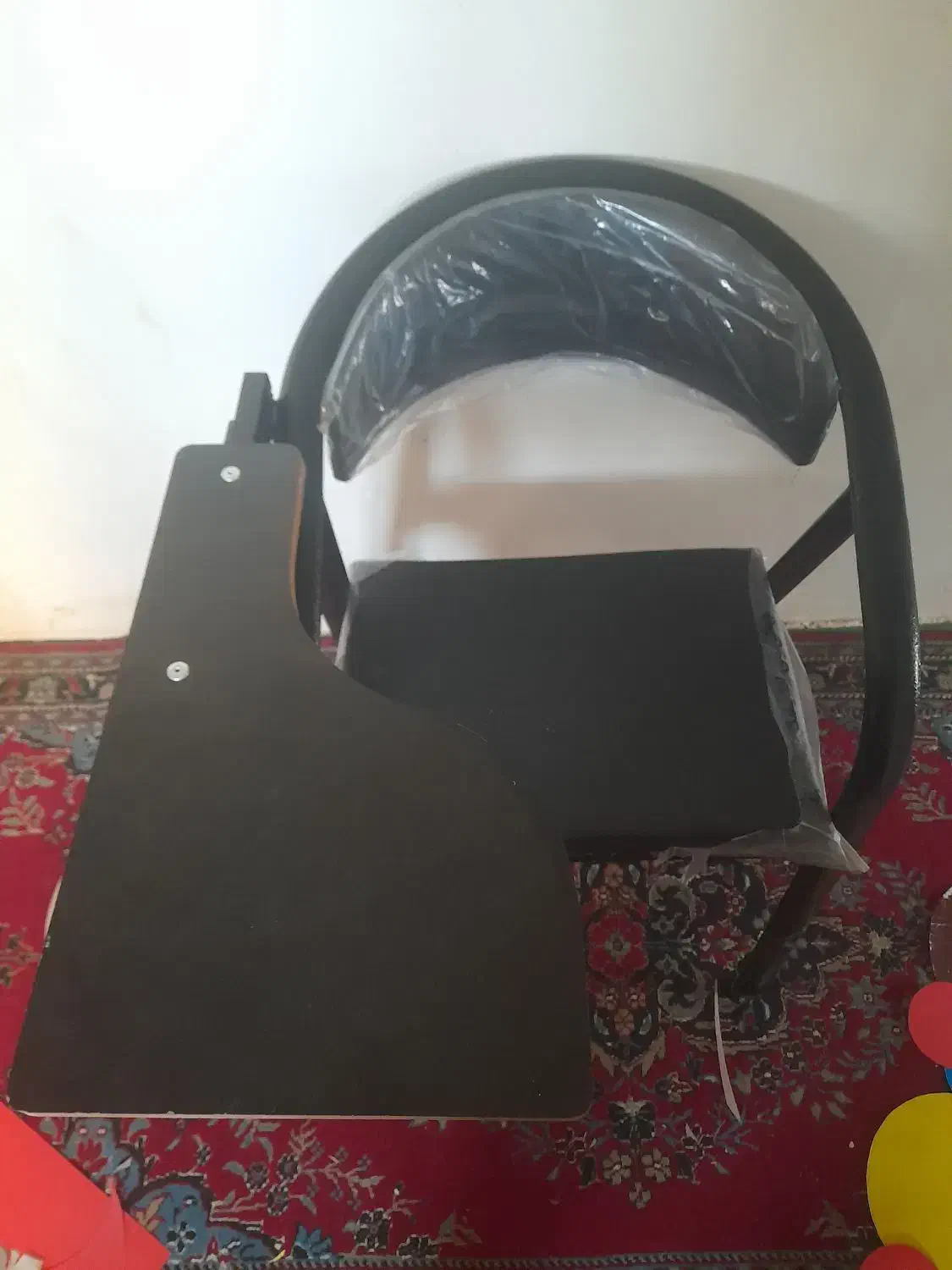 ۱۶تا صندلی چرمی دسته دار نو و کاملا سالم|صندلی و نیمکت|همدان, |دیوار