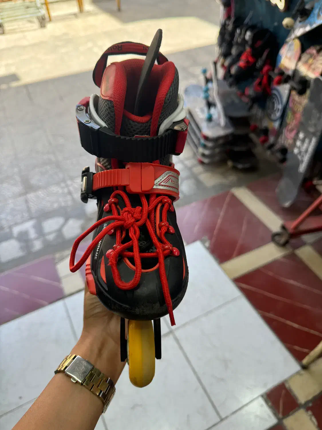 اسکیت مارک رولکن اصل|دوچرخه، اسکیت، اسکوتر|شیراز, نیستان|دیوار