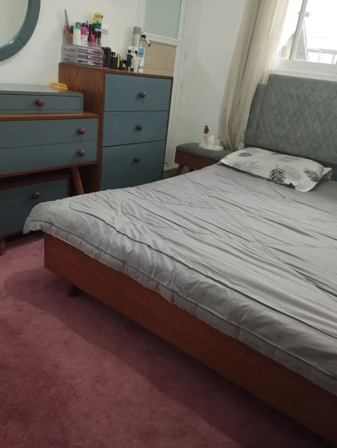 سرویس خواب کامل ب همراه روتختی و فرش ۴متری ست|تخت و سرویس خواب|لنگرود, |دیوار