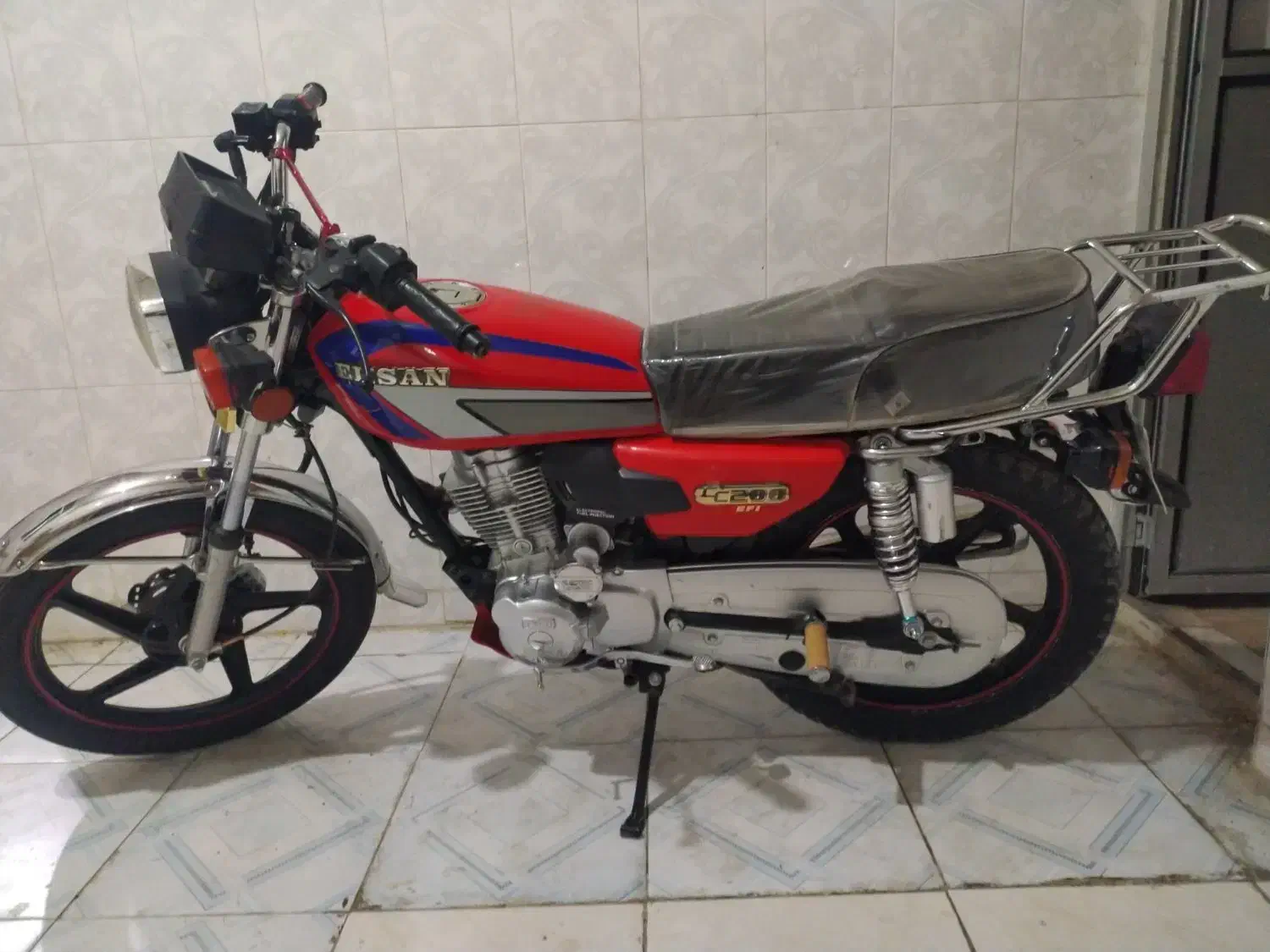 موتور200 احسان مدل1401 درحد|موتورسیکلت|بروجن, |دیوار