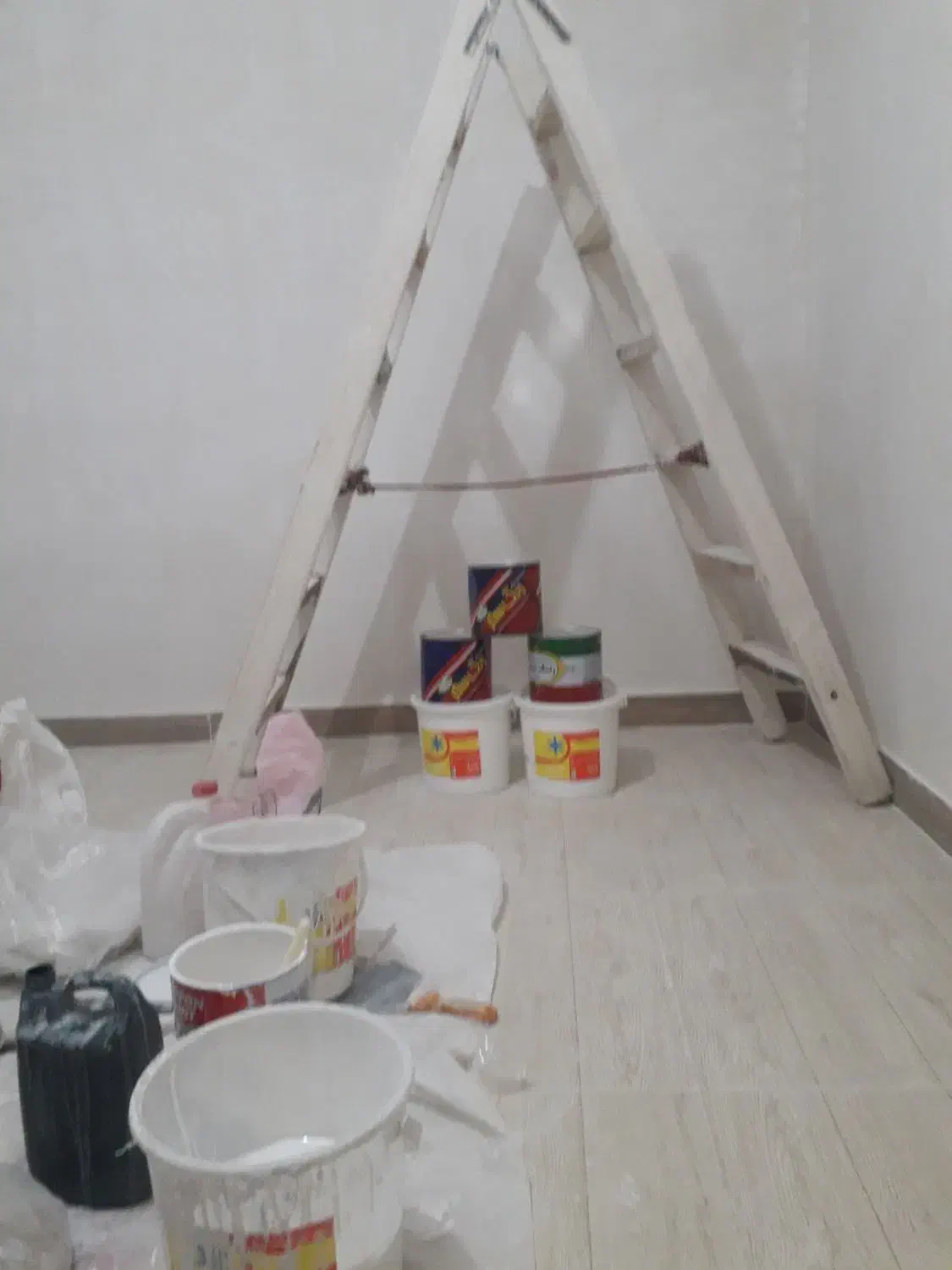 نقاشی ساختمان|خدمات پیشه و مهارت|اسلام‌شهر, شهرک مهدیه|دیوار