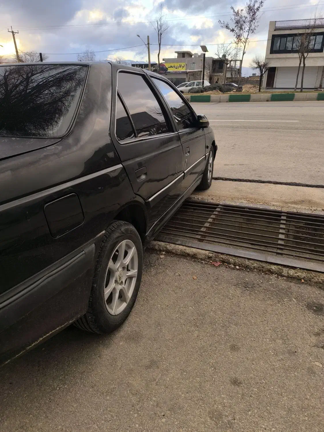 پارس مدل ۹۲|خودرو سواری و وانت|یاسوج, |دیوار