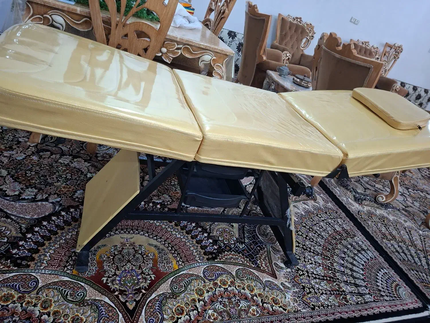 فروش تخت و ترولی|آرایشگاه و سالنهای زیبایی|اندیمشک, |دیوار