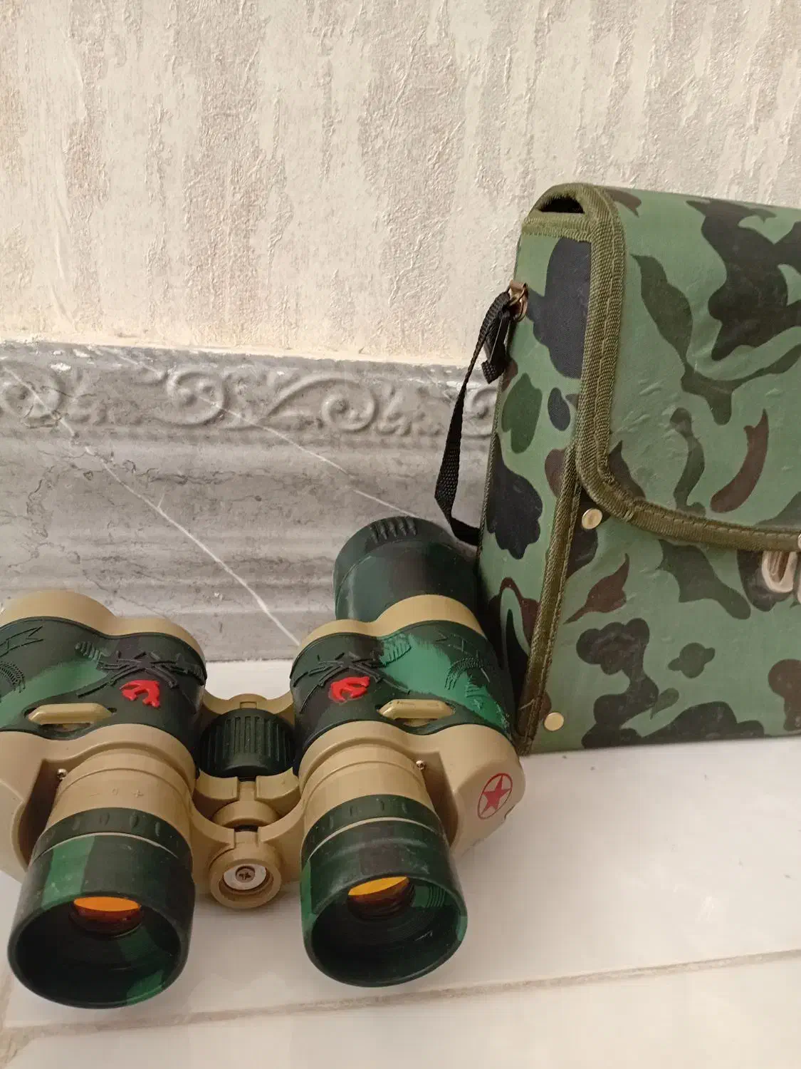 یک عدد دوربین|دوربین عکاسی و فیلم‌برداری|شیراز, باهنر|دیوار