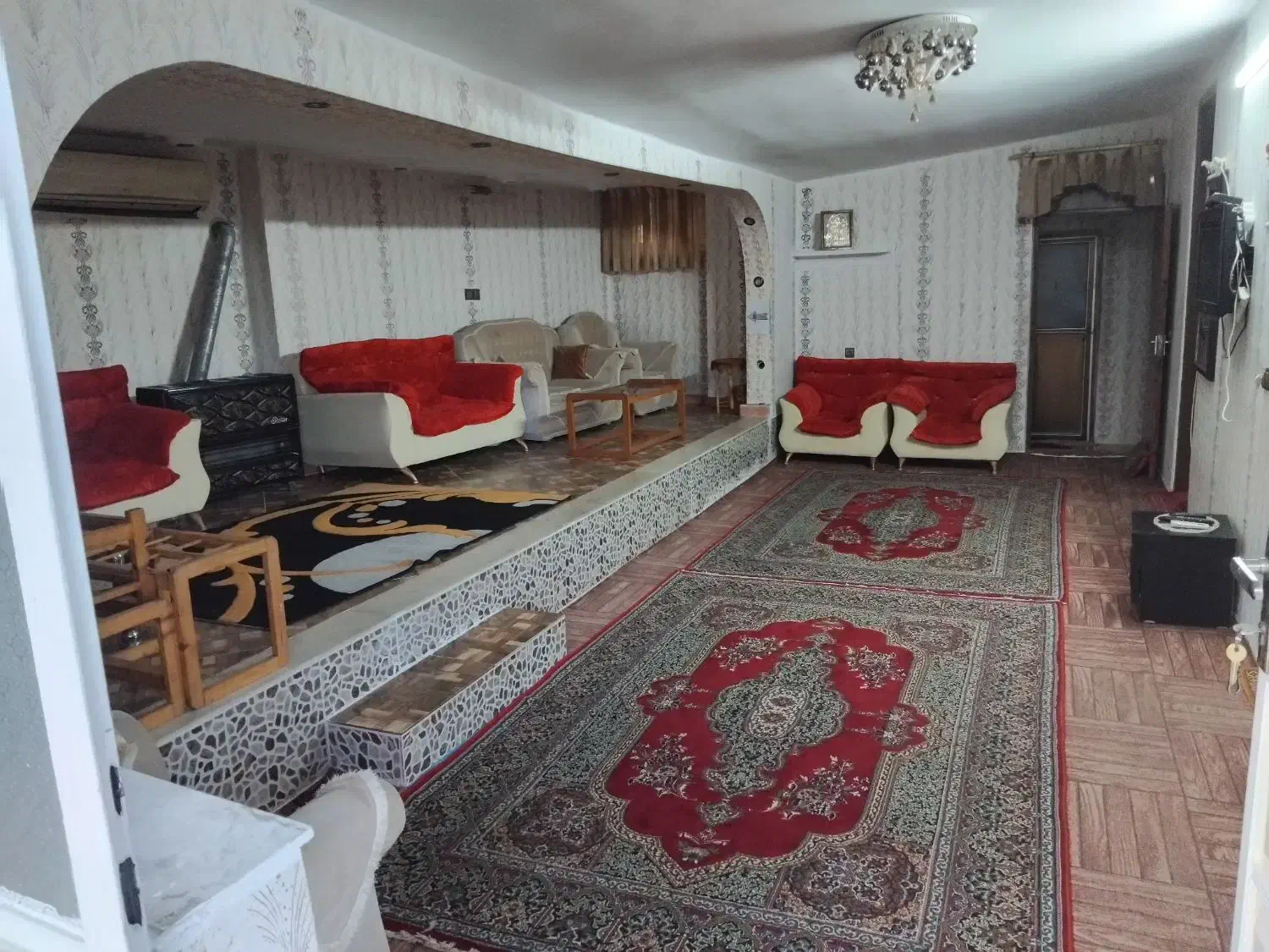 ویلا به صورت روزانه اجاره داده میشود|اجارهٔ کوتاه‌مدت ویلا و باغ|کلاچای, |دیوار