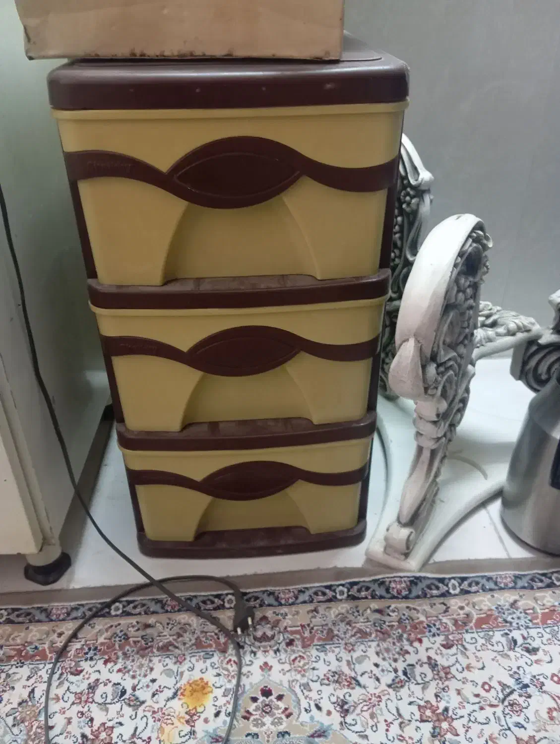 تلویزیون وزیر تلویزیون آهنی|تلویزیون و پروژکتور|بهارستان, |دیوار