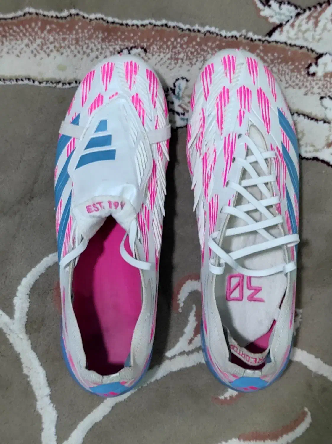 کفش فوتبال پردیتور (چمن،استوک) سایز ۴۱|کیف، کفش، کمربند|اهواز, فرهنگ شهر|دیوار