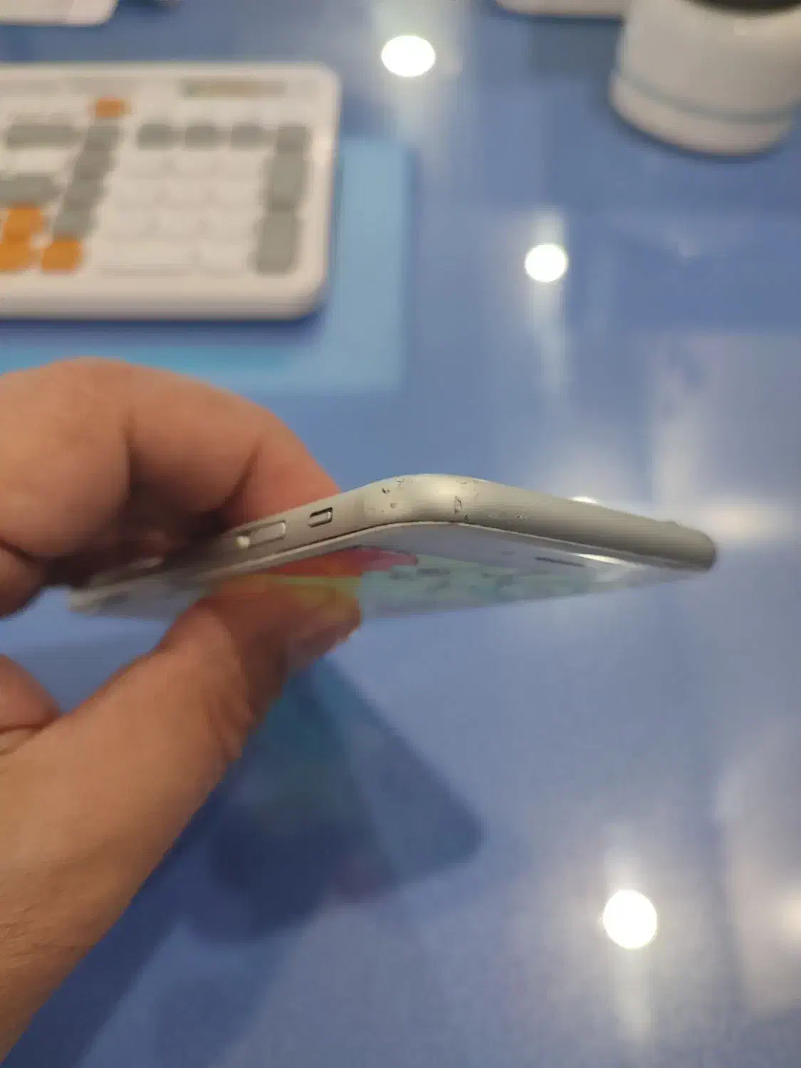 Iphone s|موبایل|ری, علایین|دیوار