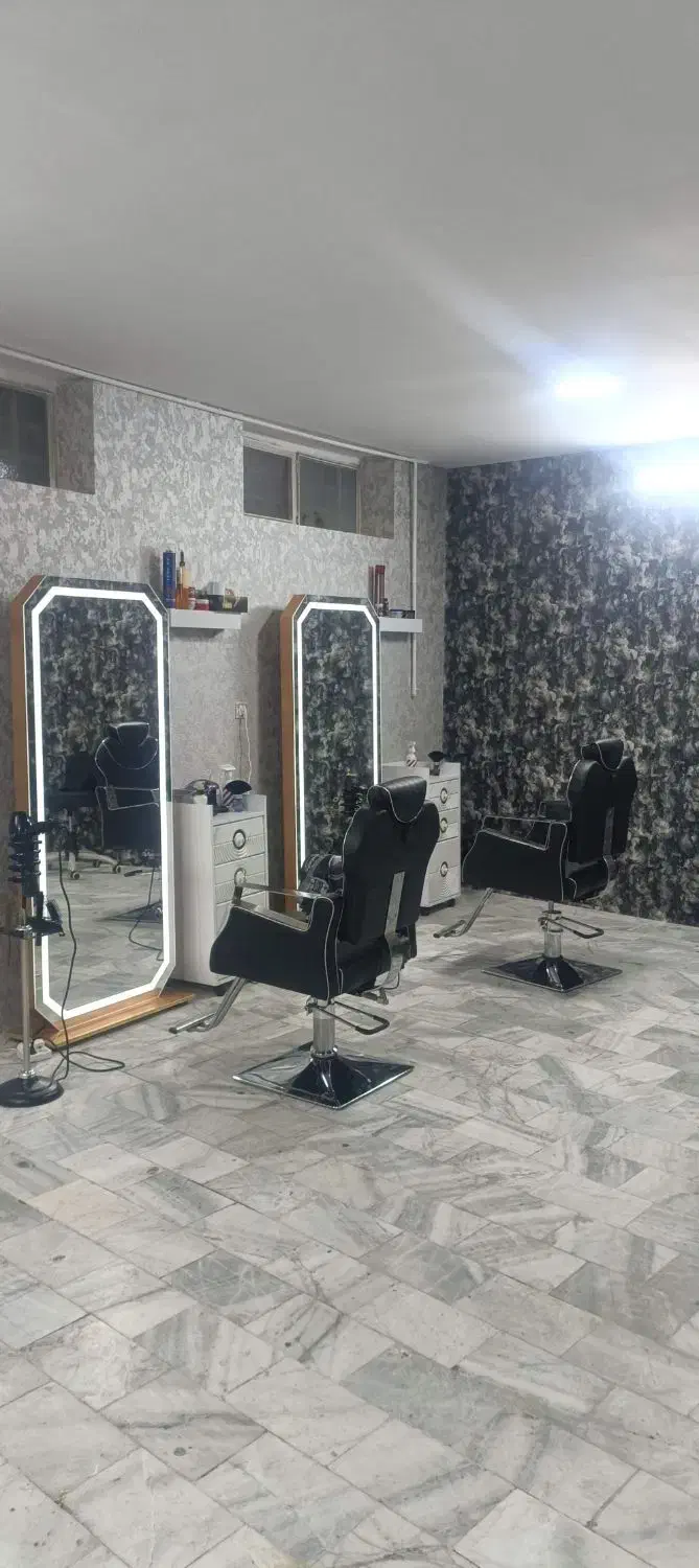 استخدام آرایشگر مردانه|استخدام درمانی، زیبایی، بهداشتی|اصفهان, مارچین|دیوار