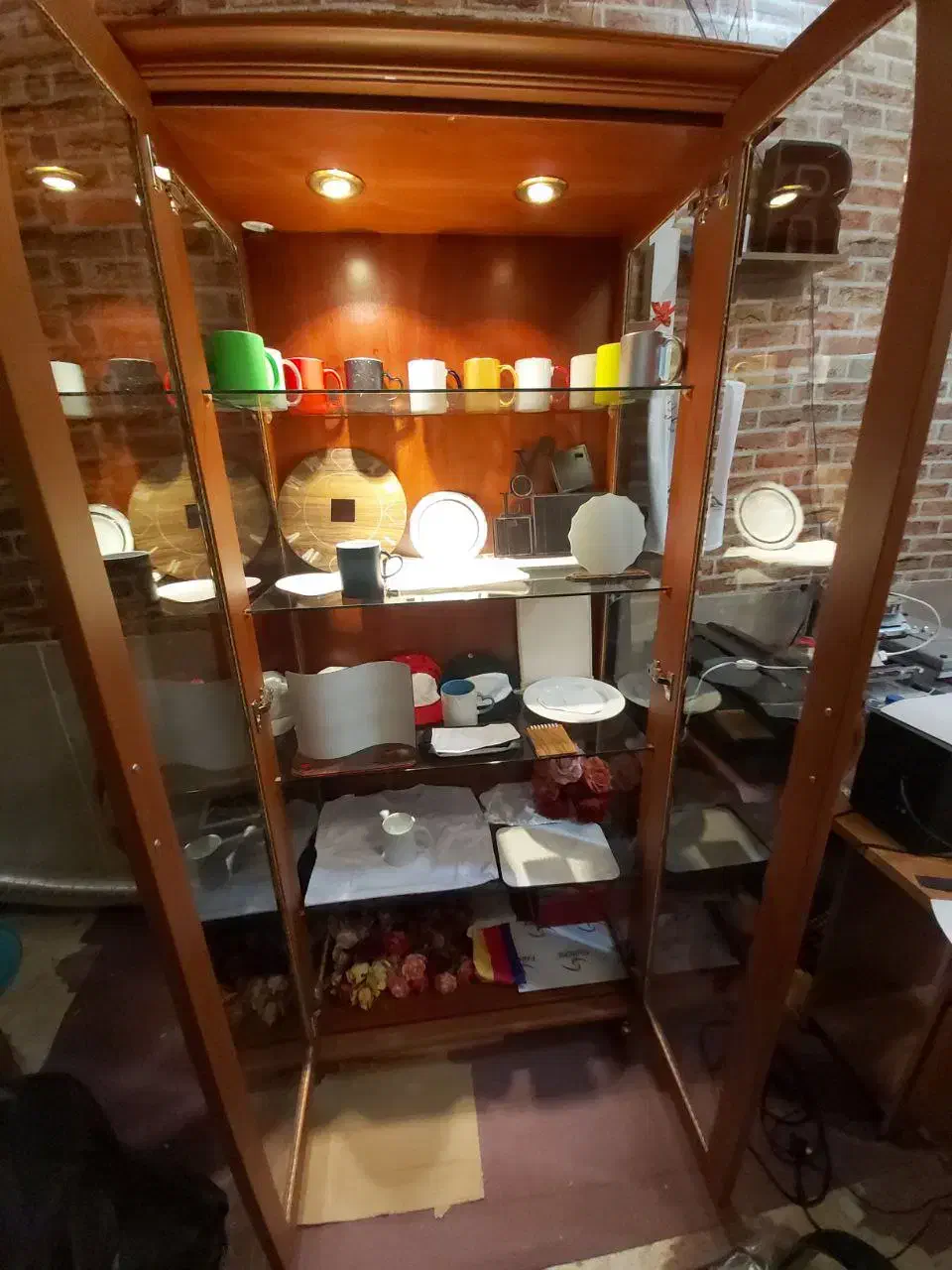 ویترین و بوفه|بوفه، ویترین، کنسول|شیراز, ریشمک|دیوار