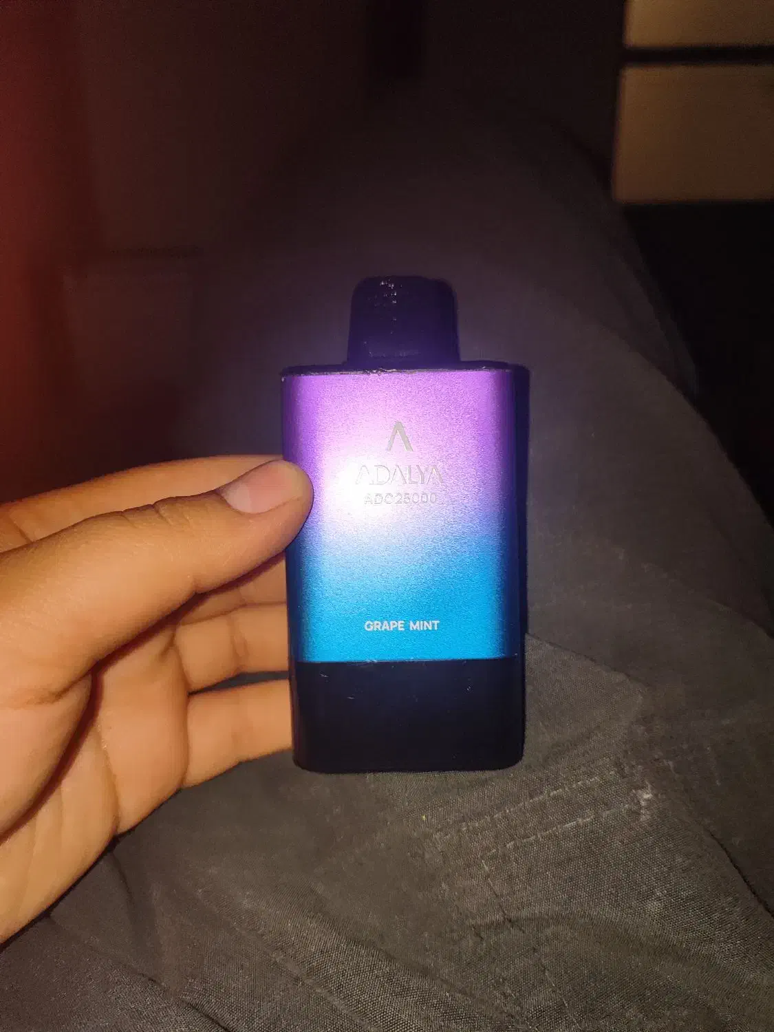 ویپ نونو|زیورآلات و اکسسوری|رباط‌کریم, رباط‌کریم|دیوار