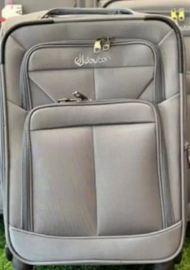 کیف گمشده|اشیا|زنجانرود, |دیوار