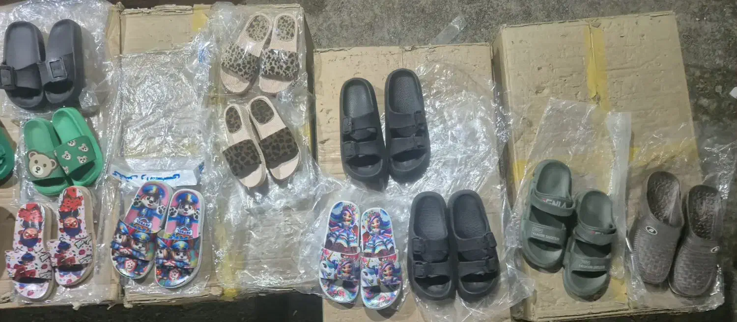 فروش ویژه چند جفت دمپایی تک سایز|کیف، کفش، کمربند|اراک, |دیوار