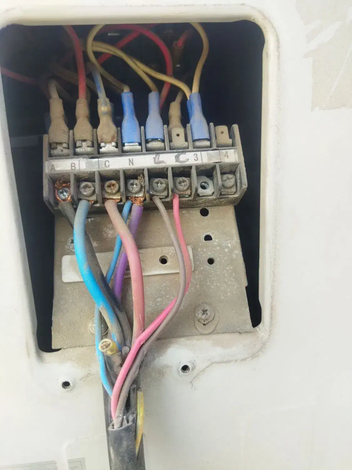 برقکاری،برقکارصنعتی وساختمانی.نصب تعمیر کولر گازی|خدمات پیشه و مهارت|کرج, عظیمیه|دیوار