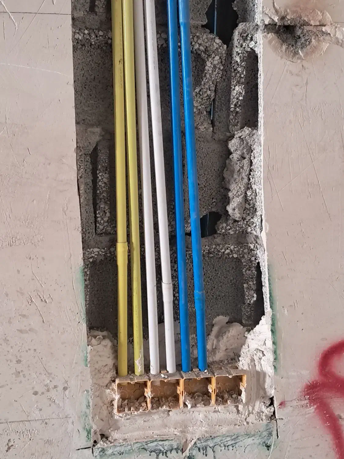 خدمات برقکاری پذیرفته میشود،|خدمات پیشه و مهارت|مشهد, نظام دوست|دیوار