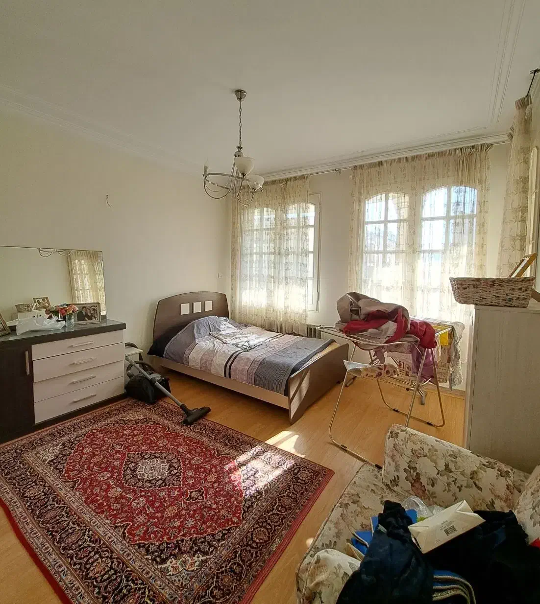 ۱۶۵ متر ۳ خوابه ونک  شیراز شیخ بهایی