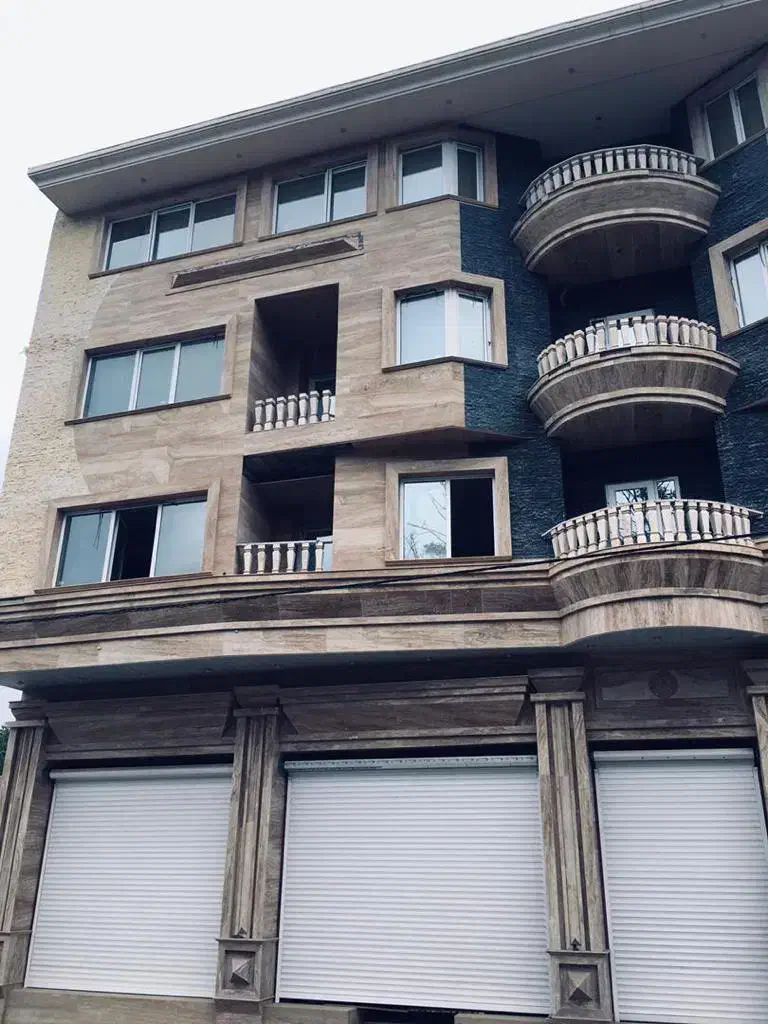 اجاره دو مغازه ۲۱۶ متری و ۵۴ متری|اجارهٔ مغازه و غرفه|کلاردشت, |دیوار