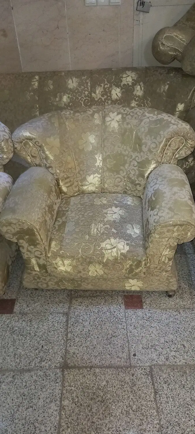 مبل ۸ نفره تمیزوشیک بدون نقص در پیروزی|مبلمان خانگی و میز عسلی|تهران, پرستار|دیوار