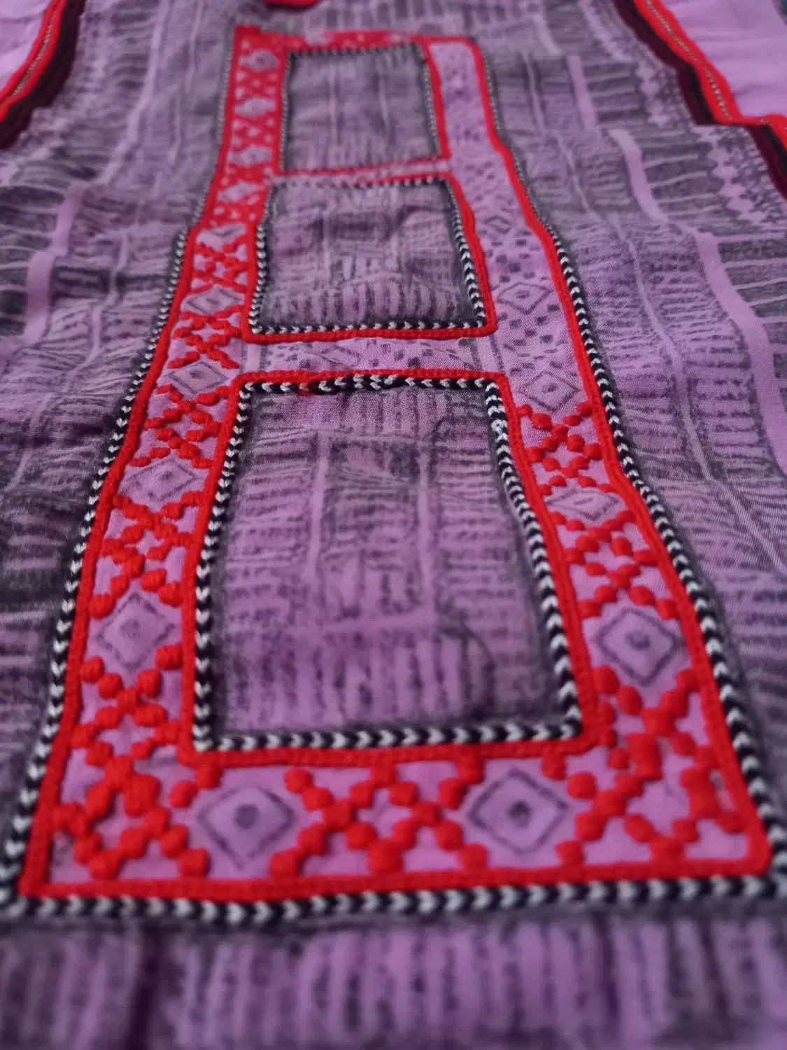 موسوم وروبر میدوزم با بهترین دوخت|لباس|زاهدان, |دیوار