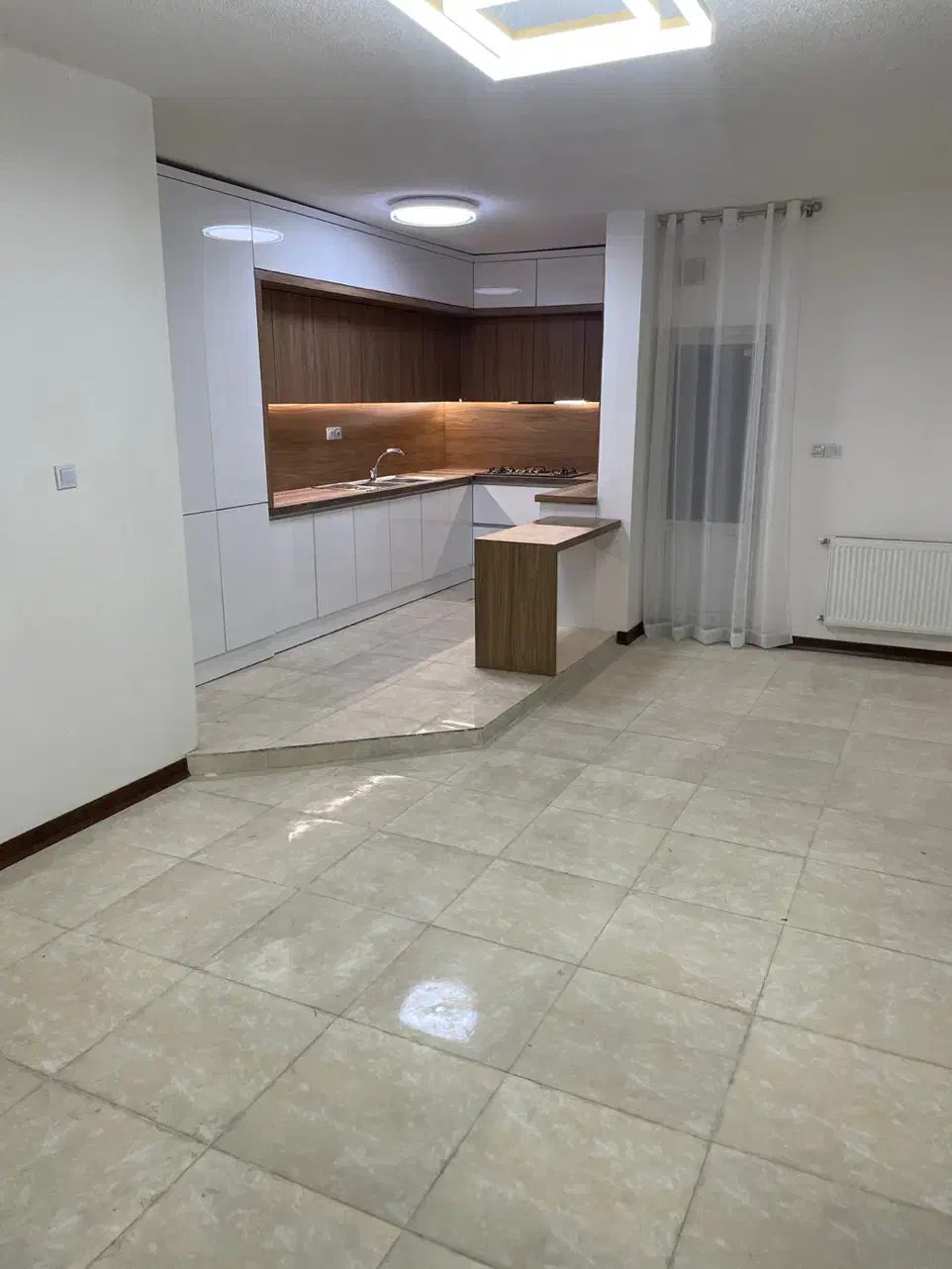 آپارتمان ۱۰۰متری مسکن مهر فاز دو|فروش آپارتمان|صدرا-فارس, فاز ۲|دیوار