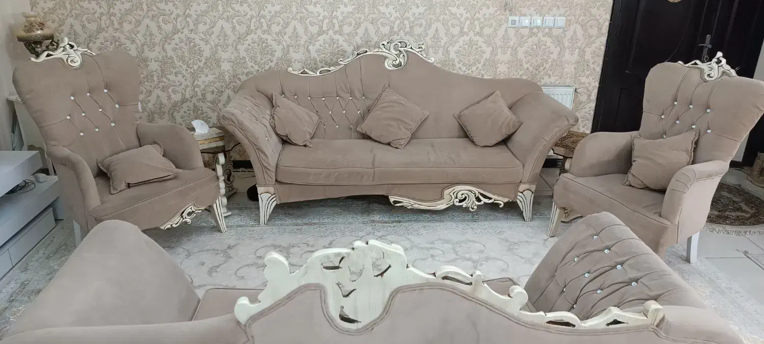 مبل ۷ نفره|مبلمان خانگی و میز عسلی|مشهد, حجاب (شهرک غرب)|دیوار