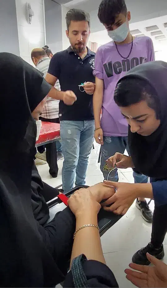 آموزش تزریقات و سرم تراپی(دستیارکنارپزشک)|خدمات آموزشی|تهران, بلوار کشاورز|دیوار