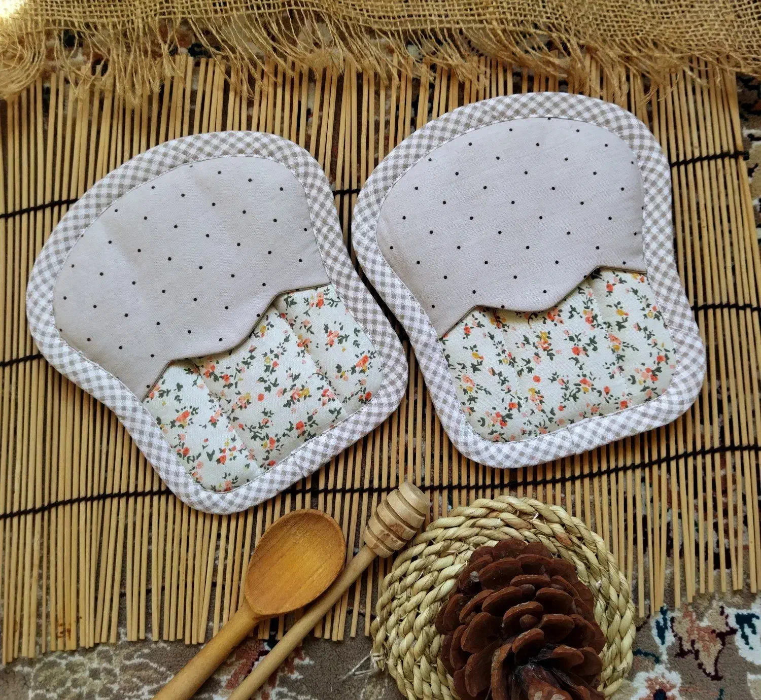 سرویس آشپزخانه آماده ی فروش با پارچه کتان نخ ترک|سفره، حوله، دستمال آشپزخانه|قیدار, |دیوار