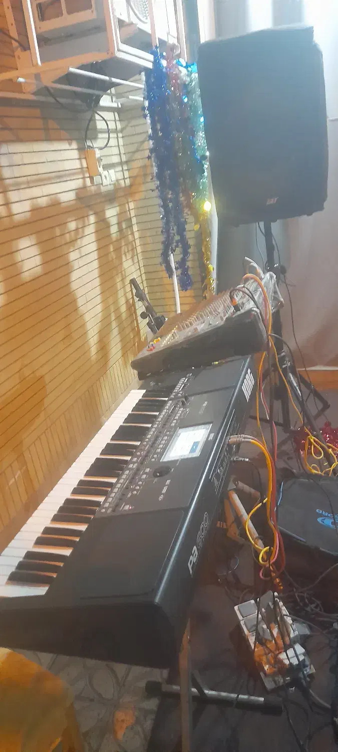 کیبرد 600|پیانو، کیبورد، آکاردئون|ششده و قره بلاغ, |دیوار