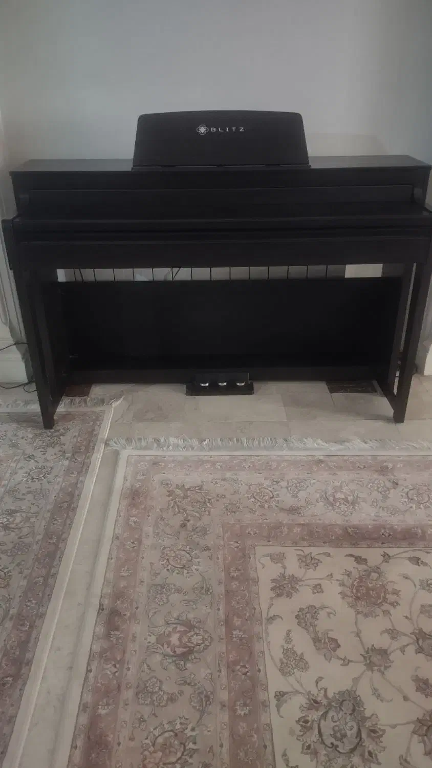 پیانو دیجیتال Blitz ژاپنی|پیانو، کیبورد، آکاردئون|کرج, عظیمیه|دیوار