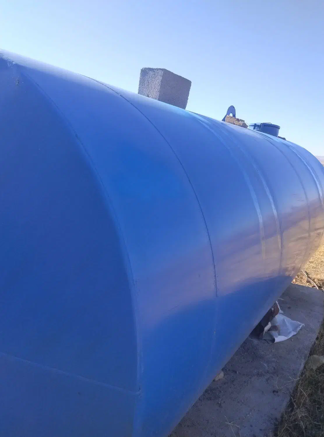 یک تانکر آب 16000 لیتری درحدنوع|ماشین‌آلات صنعتی|اهر, |دیوار