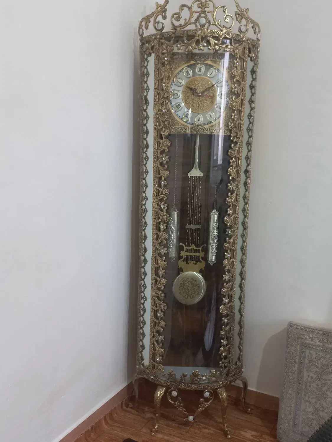 ساعت شیک وزیبا|ساعت دیواری و تزئینی|کرمانشاه, |دیوار