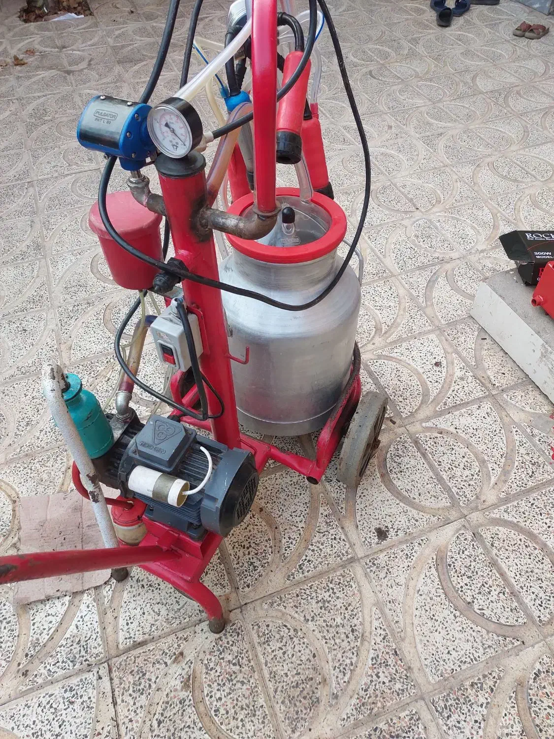 شیردوش ایرانی|ماشین‌آلات صنعتی|خوی, |دیوار