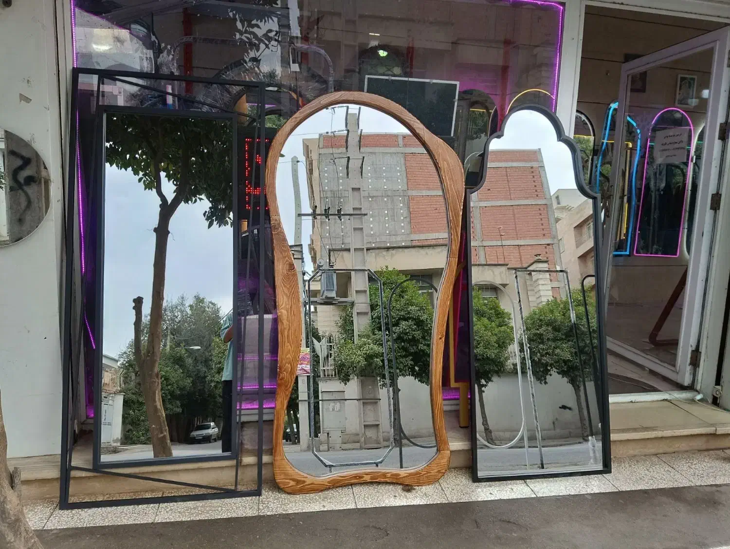 انواع آینه های قدی دفرمه وفلزی|آینه|گنبد کاووس, |دیوار